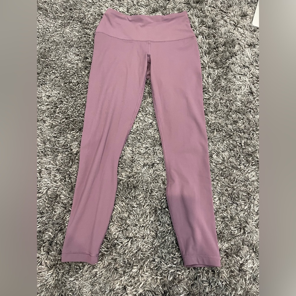Dark fuchsia capri leggings